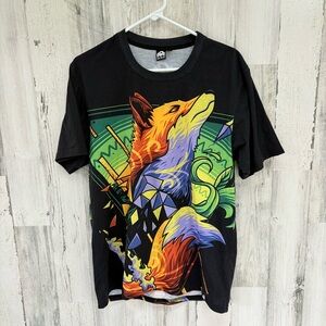 Into The AM Men’s Size Medium Multi Color Wolf Pattern Short Sleeve Tee